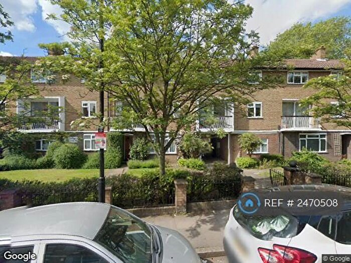 3 Bedroom Flat To Rent In Fortis Green, London, N2