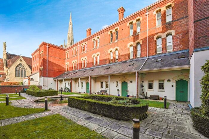 1 Bedroom Apartment For Sale In St. Georges Place, Cheltenham, Gloucestershire, GL50