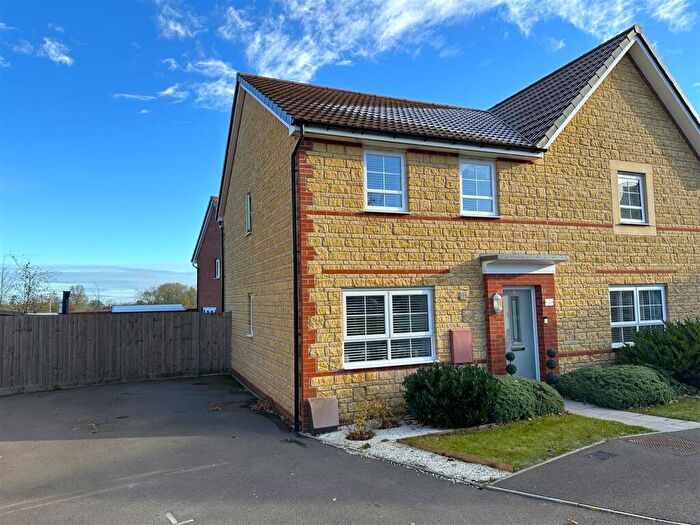 3 Bedroom Semi-Detached House For Sale In Filbert Street, Chippenham, SN15