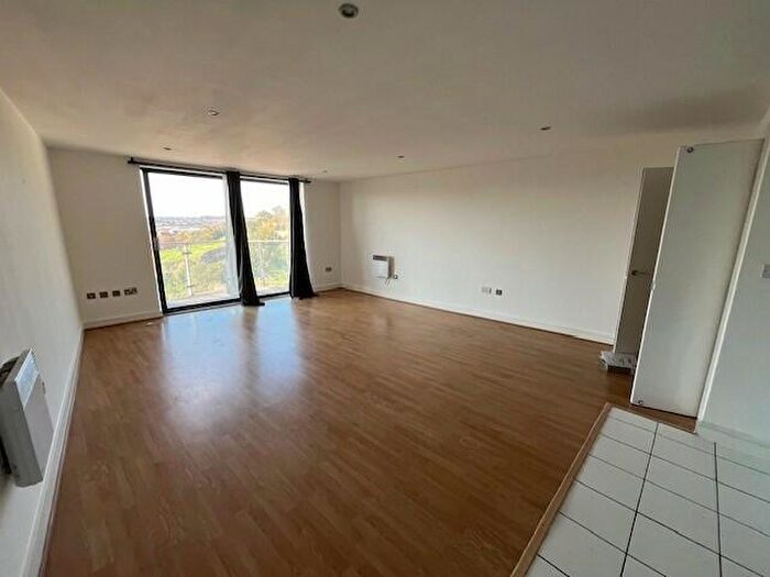 2 Bedroom Apartment To Rent In The Eye, Barrier Road, Chatham, ME4