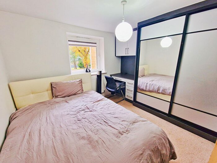 2 Bedroom Flat To Rent In St Andrews Rd, St Andrews Rd, Uxbridge, UB10
