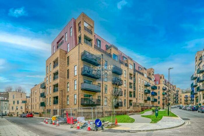 2 Bedroom Flat To Rent In Chichely Heights, 2 Moy Lane, London, SE18