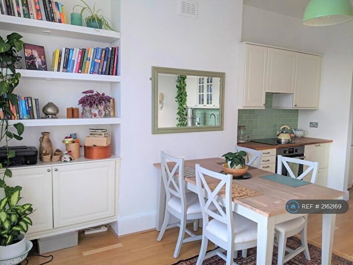 1 Bedroom Flat To Rent In Forest Gate, London, E7