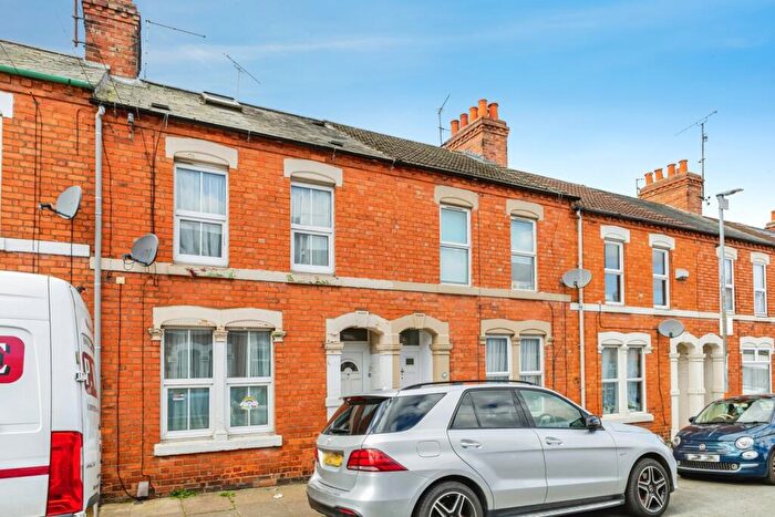 4 Bedroom Terraced House For Sale In Oxford Street, Northampton, Northamptonshire, NN4