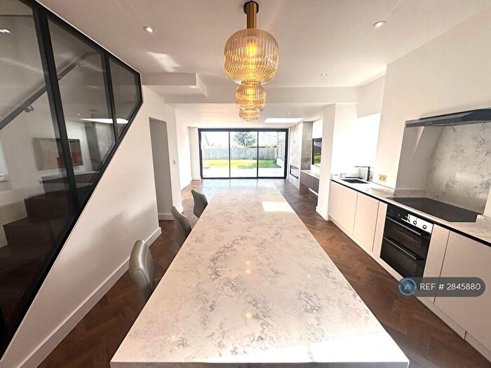 4 Bedroom Detached House To Rent In Britway Road, Dinas Powys, CF64