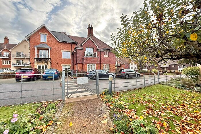 1 Bedroom Retirement Property For Sale In Garnier Drive, Bishopstoke Park Retirement Village, SO50