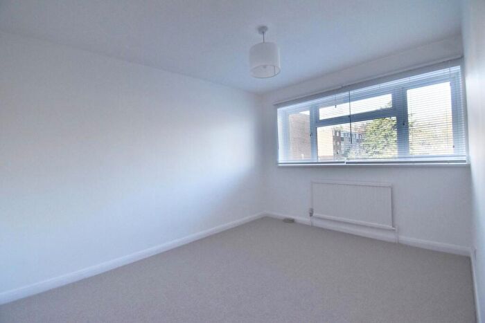 3 Bedroom Terraced House To Rent In Station Avenue, Walton-on-Thames, KT12