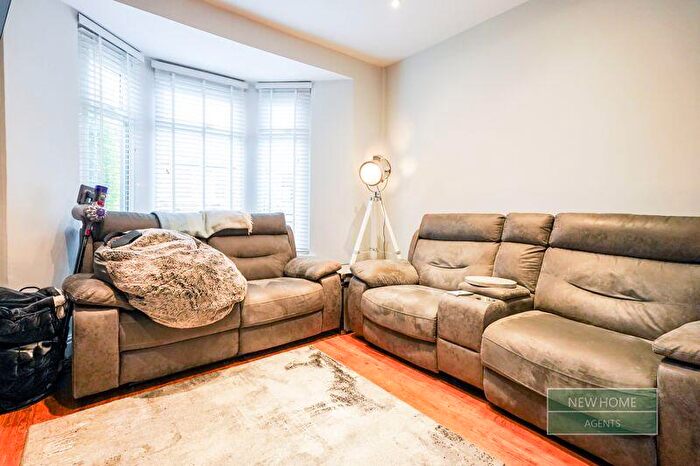 3 Bedroom Terraced House For Sale In Van Road, Caerphilly, CF83