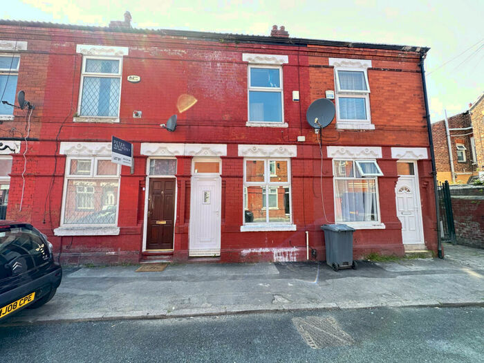 2 Bedroom Terraced House To Rent In Damien Street, Manchester, M12