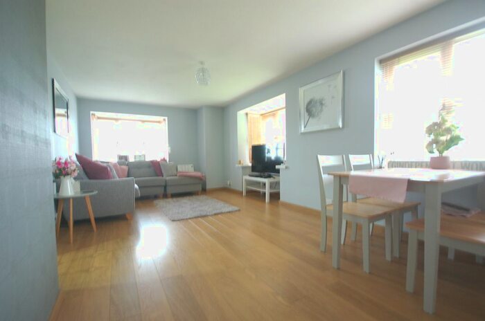 2 Bedroom Flat To Rent In Mythop Road, Blackpool FY4