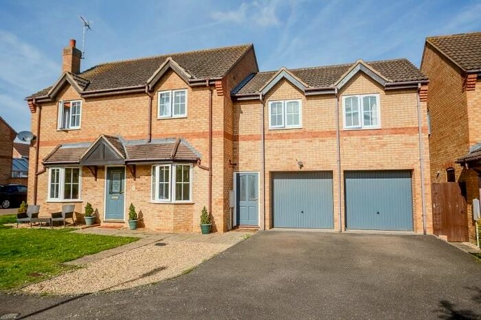 5 Bedroom Detached House To Rent In Walcot Close, Oundle, Peterborough, PE8