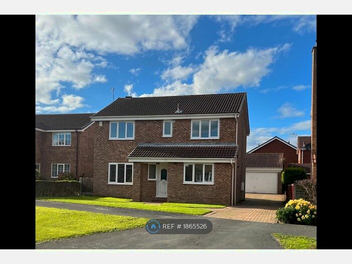 4 Bedroom Detached House To Rent In Mayfield Drive, Brayton, Selby, YO8