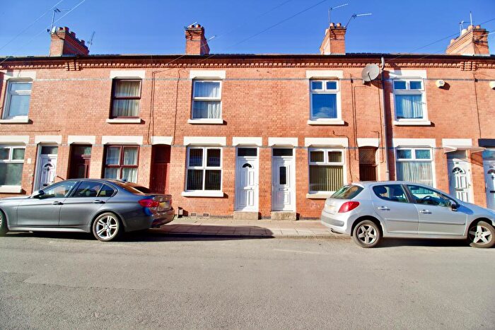 2 Bedroom Terraced House To Rent In Harrison Road, Leicester, LE4