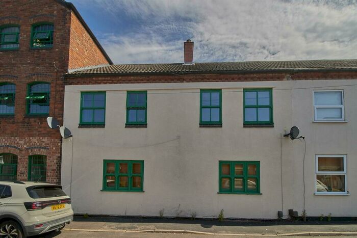 1 Bedroom Flat To Rent In New Street, Earl Shilton, LE9