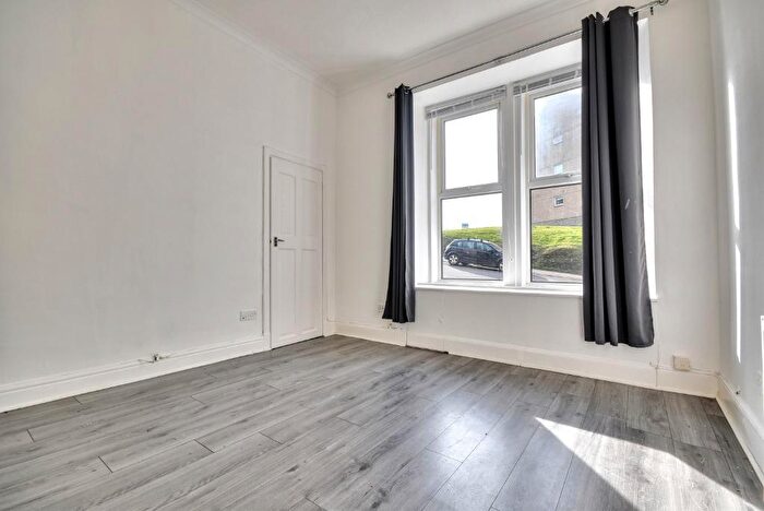 1 Bedroom Flat To Rent In Murdieston Street, Inverclyde, Greenock, PA15