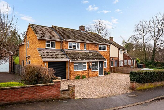 4 Bedroom Detached House For Sale In Blythwood Gardens, Stansted, Essex, CM24