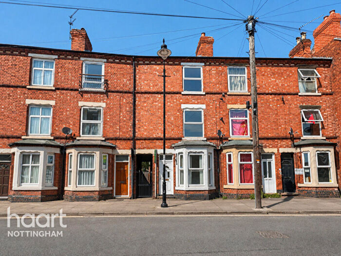 3 Bedroom Terraced House For Sale In Wilford Crescent West, The Meadows, NG2