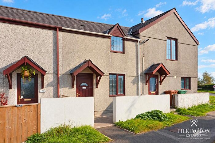 1 Bedroom Cottage For Sale In Budshead Road, Plymouth, Devon, PL6