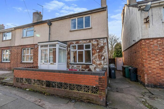 3 Bedroom Property To Rent In Wolverhampton Street, Darlaston, Wednesbury, WS10