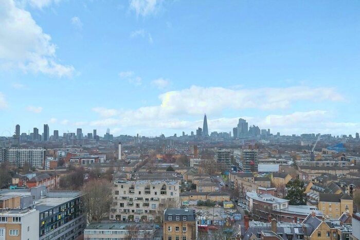 2 Bedroom Flat To Rent In Pelican Estate, Peckham, London, SE15