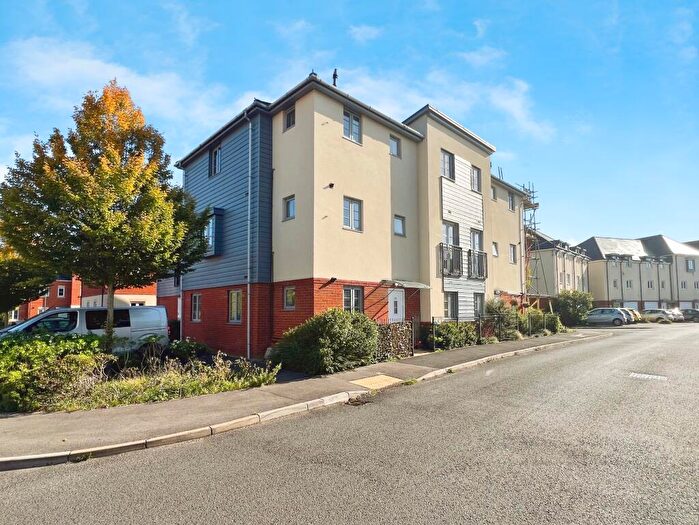 2 Bedroom Flat For Sale In Freemantle Road, Romsey, SO51