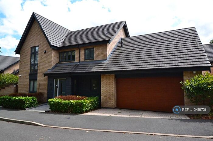 4 Bedroom Detached House To Rent In New House Farm Drive, Birmingham, B31