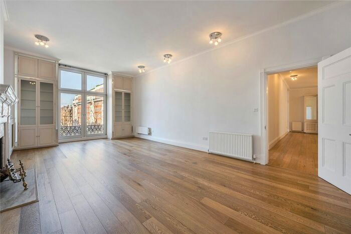 4 Bedroom Flat To Rent In Bickenhall Mansions, Bickenhall Street, London, W1U
