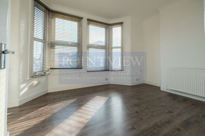 2 Bedroom Flat To Rent In Lea Bridge Road, London, E10