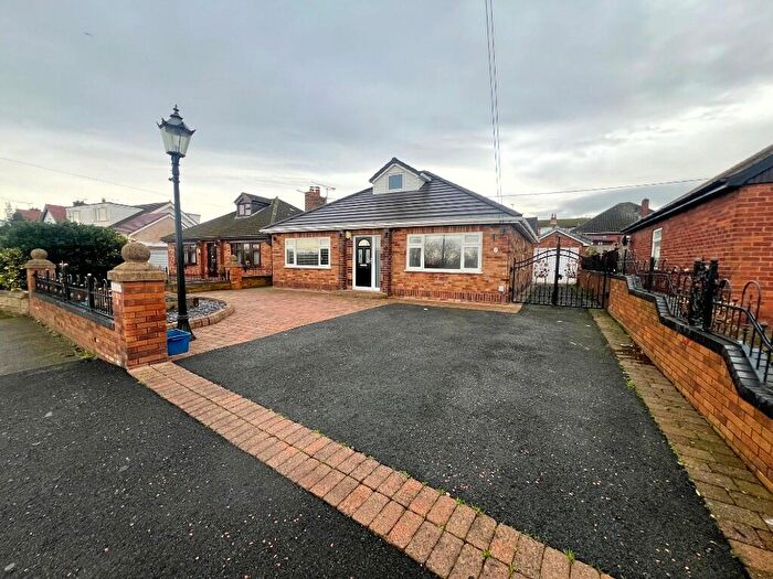 3 Bedroom Detached Bungalow To Rent In Reynolds Road, Flint, Flintshire, CH6