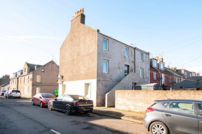 3 Bedroom Maisonette For Sale In Commerce Street, Montrose, DD10