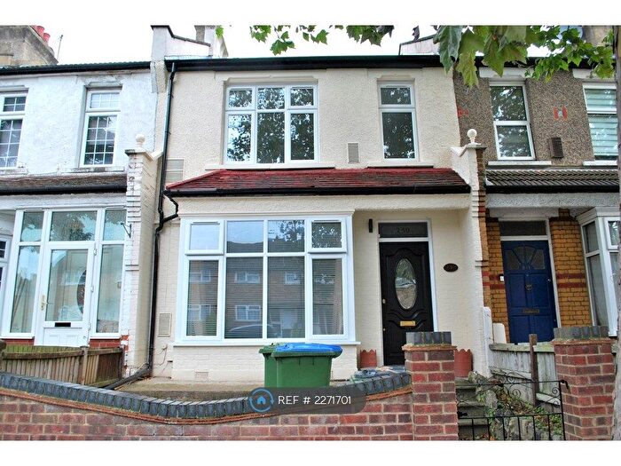 3 Bedroom Terraced House To Rent In Mcleod Road, London, SE2