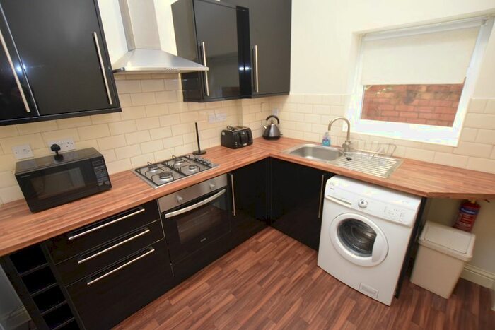 1 Bedroom Flat To Rent In Duffield Road, Derby, Derbyshire DE22