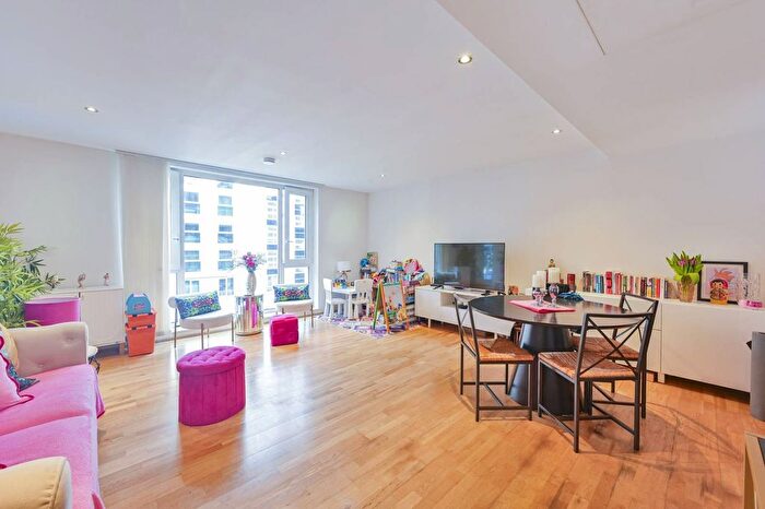 2 Bedroom Flat For Sale In Imperial Wharf, Imperial Wharf, London, SW6