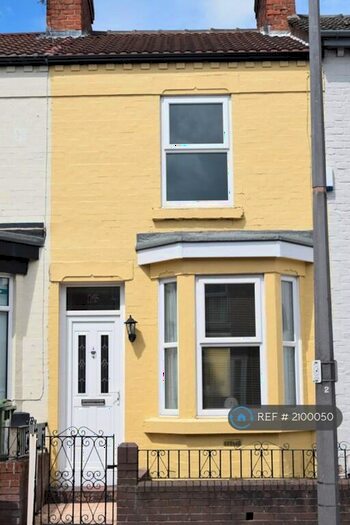 2 Bedroom Terraced House To Rent In Southwick Road, Birkenhead, CH42