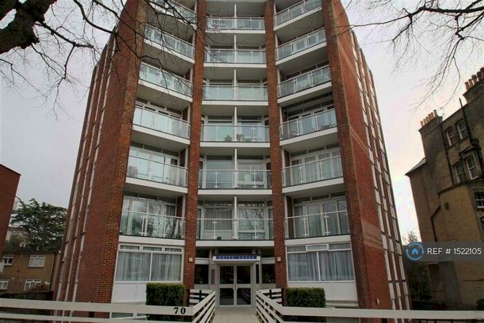 2 Bedroom Flat To Rent In Drive Lodge, Hove, BN3