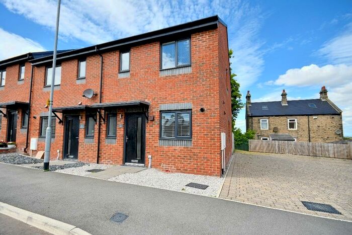 3 Bedroom End Of Terrace House For Sale In Scholars Close, Marley Hill, NE16