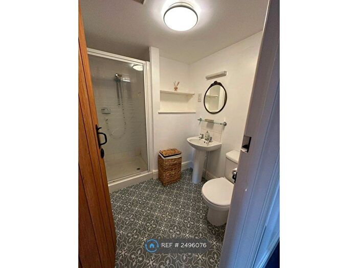 1 Bedroom Flat To Rent In Greenham, Wellington, TA21