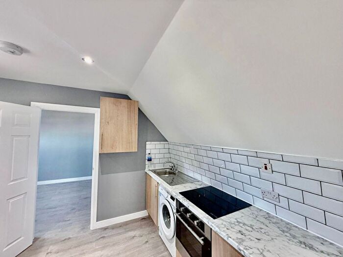 Studio To Rent In Rayners Lane, Pinner, Middlesex, HA5