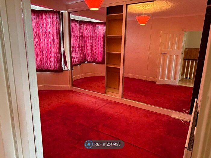 5 Bedroom Detached House To Rent In Vernon Road, Ilford, IG3