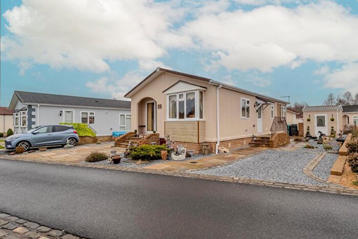 2 Bedroom Park Home For Sale In Cherrywood Crescent, Stepps, G33