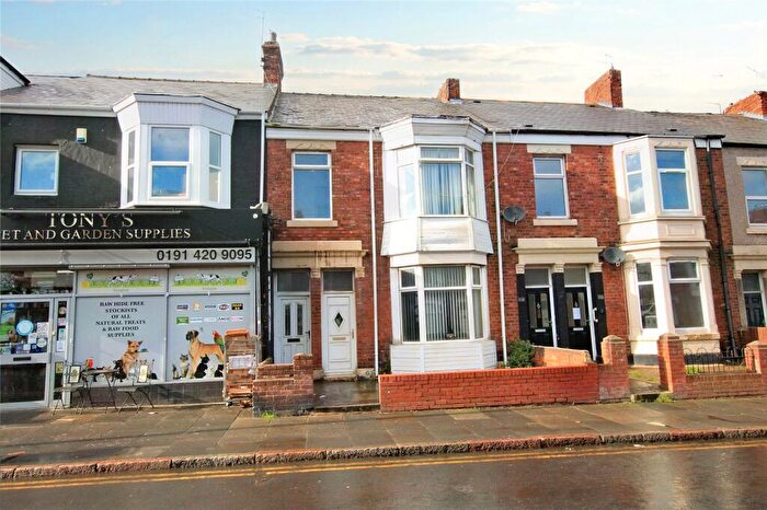3 Bedroom Flat To Rent In Stanhope Road, South Shields, Tyne And Wear, NE33