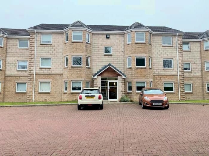 2 Bedroom Flat To Rent In Warren Road, Hamilton, ML3