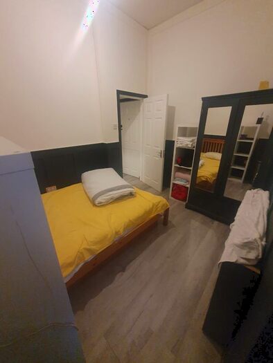 Studio To Rent In Hampstead Gardens, Romford, RM6