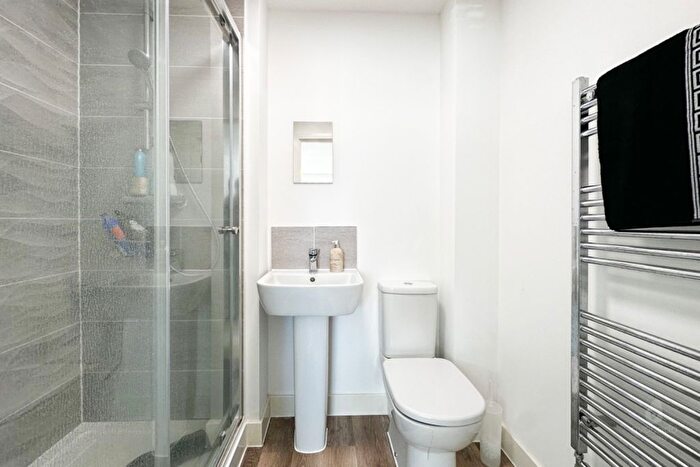 4 Bedroom Detached House For Sale In Trussell Road, Warfield, Berkshire, RG42