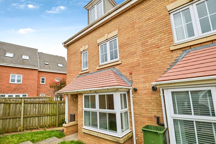 4 Bedroom End Terrace House For Sale In Fescue Close, Stockton-On-Tees, TS18