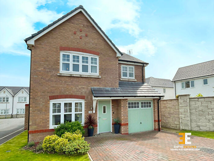 3 Bedroom Detached House For Sale In Cae Ddol, Abergele, LL22