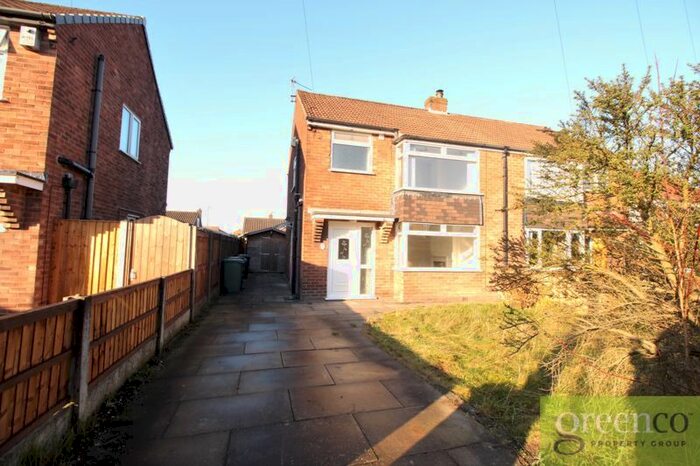 3 Bedroom Semi-Detached House To Rent In Norwich Avenue, Lowton, Warrington WA3