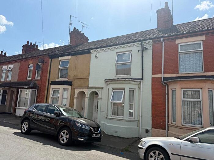 2 Bedroom Terraced House To Rent In Leslie Road, Northampton, NN2