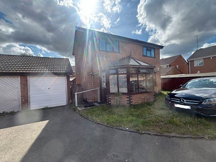3 Bedroom Detached House To Rent In Lymington Close, Coventry, CV6