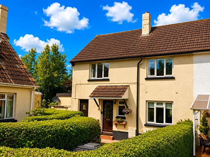 4 Bedroom Semi-Detached House For Sale In Venn Close, Instow, EX39
